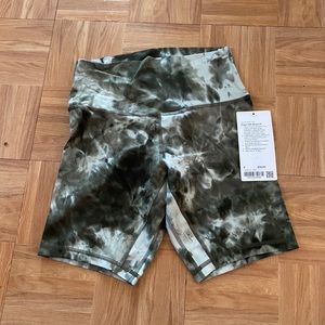 Lululemon align Short size 8